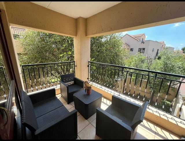 1 BEDROOM APARTMENT FOR SALE IN PAULSHOF